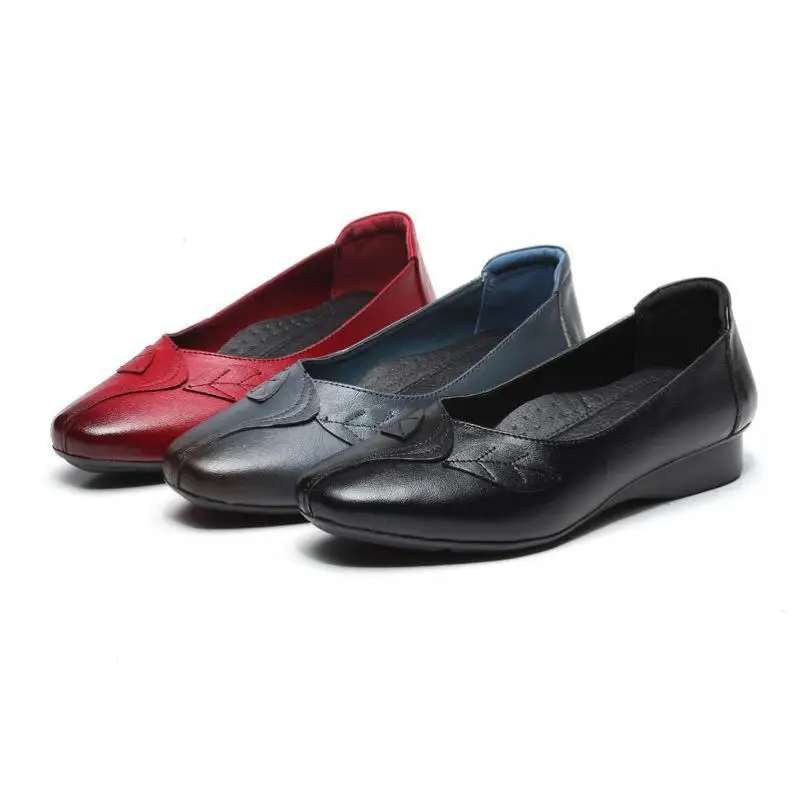 

New Handmade Women's Single Shoes For Spring 2018. Leather Shoes With Soft Soles And Flat Heels