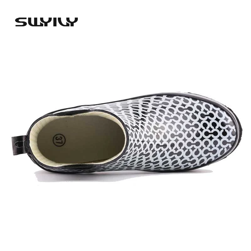 Ankle Boots Women Rain Boots Rainboots Botas Femininas 2017 Rubber Boots Galocha Red And Black Platform Women's Shoes