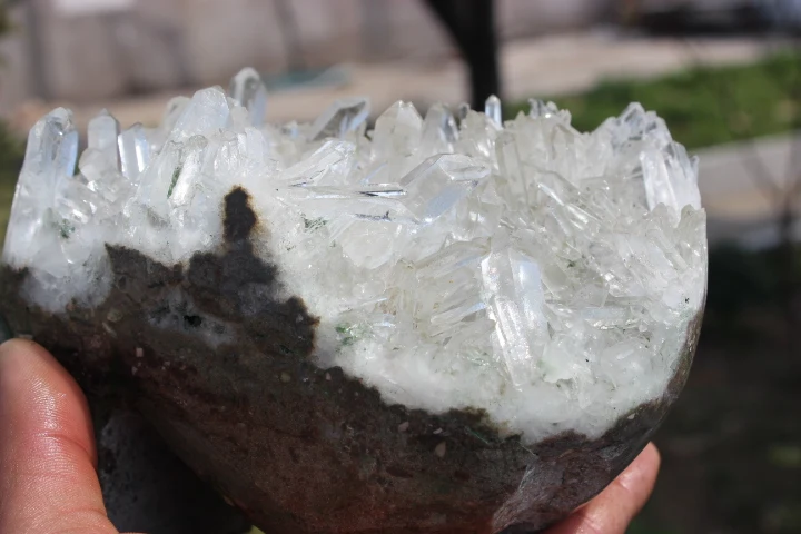 

1912g Tibet's natural clear quartz crystal skull specimen A88