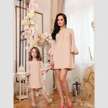 Платья для мамы и дочки; одинаковые комплекты для семьи; однотонная одежда для всей семьи; платье с длинными рукавами для мамы и дочки