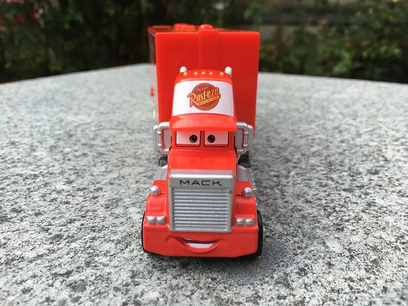 Tomy Tomica disney Pixar тачки Mack грузовик с прицепом металлическая литая Игрушечная машина новая посылка