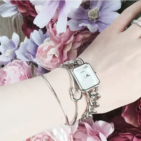 

CJZBLXSL00638 Knotted Knot O-Type Metal Openwork Bracelet
