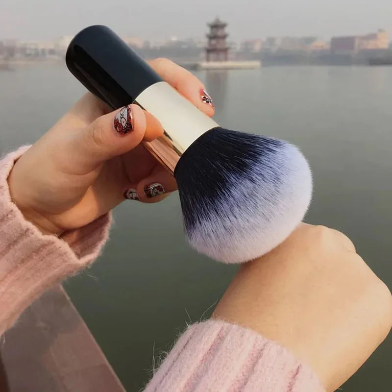 

Big Size Makeup Brushes Beauty Powder Face Blush Brush Professional Large Cosmetics Soft Foundation Make Up Tools PJ265