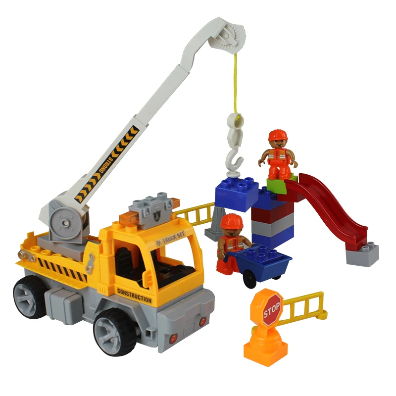 

Remote Control Truck Crane 1:18 Block 4 Channels Engineering Vehicle Assembly Blocks Toys For Children Kids Intelligence 16Pcs