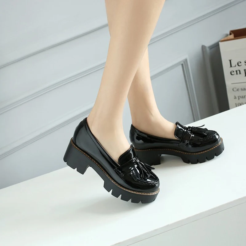 Loafers Handmade Patent Leather Ladies Oxfords Shoes Full season Casual Women Pumps Tassel Black Oxford Shoes For Women Size 43 (15)