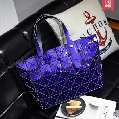 ZYJ Deformable Women Laser Geometry Quilted Plaid Pearlescent Handbag Shoulder Bags Casual Sequins Lattice Foldable Tote Bag (25)