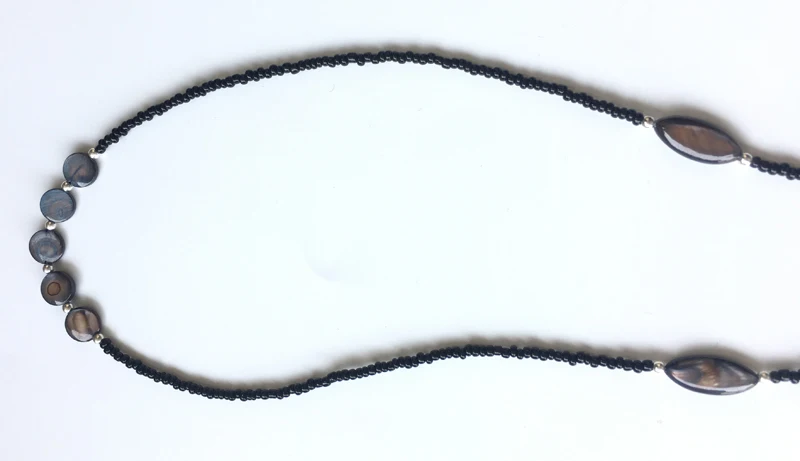 Black Beaded Glasses Chain detail (7)