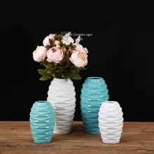 Европейский классический, керамический Ваза Китайские ремесла Простая Современная гофрированная керамическая ваза для украшения интерьера гостиной украшения