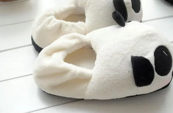 Тапочки в виде панд домашние тапочки из хлопчатобумажного плюша с закрытыми пятками зимние хлопчатобумажные тапочки в подарок для пары симпатичные тапочки нескользящая обувь размеры 36–43