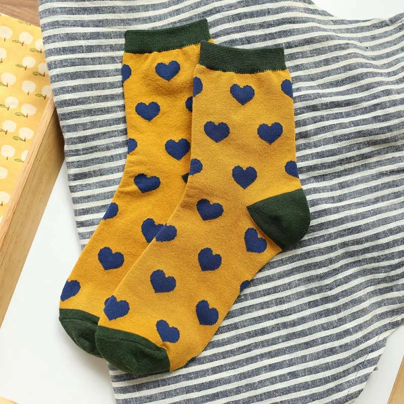 Женские милые хлопковые носки с принтом в форме сердца, Разноцветные Необычные уютные носки, harajuku, японские короткие забавные носки для женщин, веселые новые носки - Цвет: yellow socks