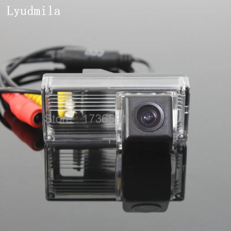 

Lyudmila FOR Toyota Land Cruiser LC 200 LC200 2008~ 2014 / Reversing Back up Parking Camera Rear View Camera HD CCD Night Vision