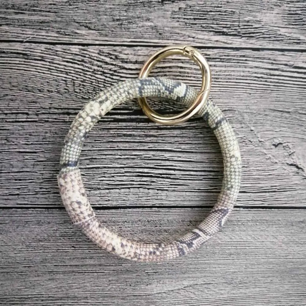 

Snakeskin Round Key Ring Bracelet Snakeskin Bracelet Keychain Clip for Bag Charm Gift DOM1031254