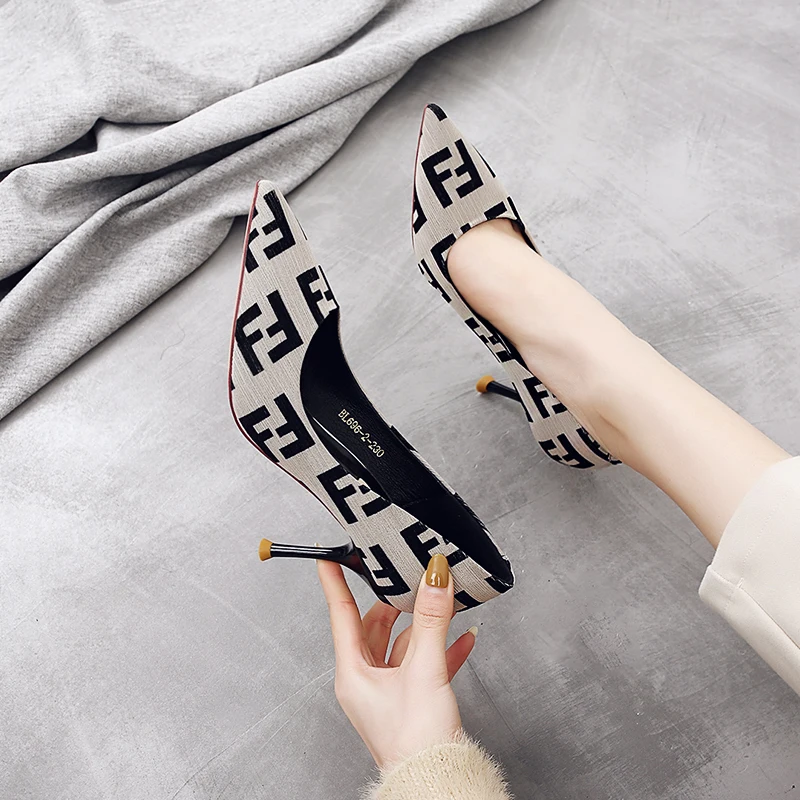 

Boutique pointed shoes 2019 spring and autumn new women's shoes European and American fashion shallow mouth shoes