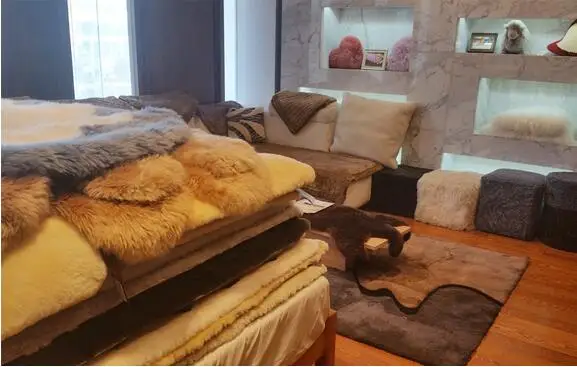 Real Sheepskin Rug Factory 3