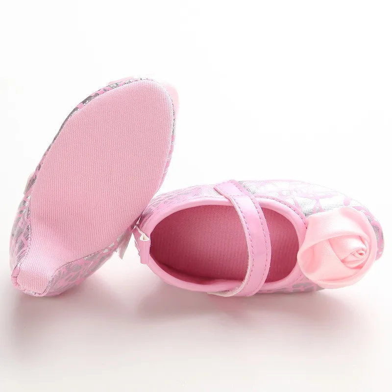 Детская обувь; мокасины на высоком каблуке для девочек; Модная фотография с цветами для детей от 0 до 1 лет; YMC015