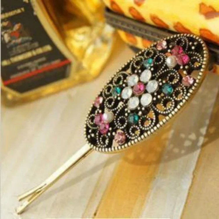

1pc Cheap European And American Jewelry Retro Color Imitation Diamonds Oval Hollow Flower Hairpin Side Clip Wholesale Free Shipp