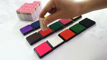 

2000pcs 4cm Ink Pad Scrapbooking Colorful Stamp Sealing Decoration Fingerprint Stencil Card Making DIY Crafts painting tools