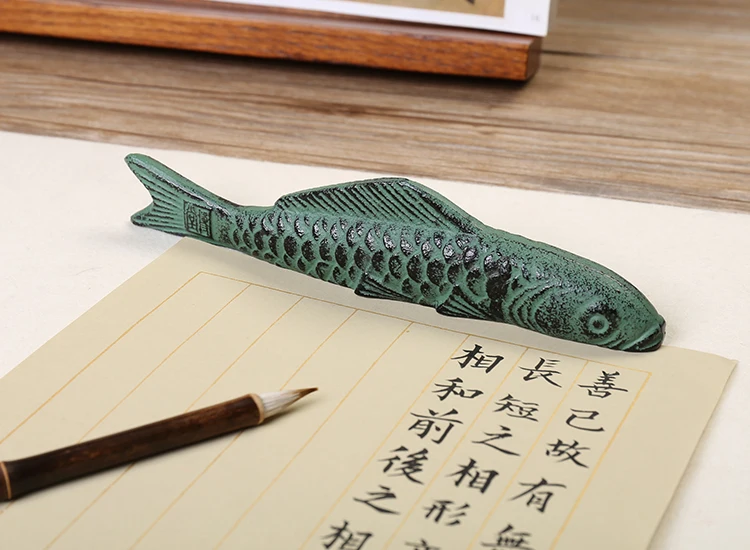 Чугунная китайская бумага вес Китайская каллиграфия держатель китайская живопись вес Карп Рыба