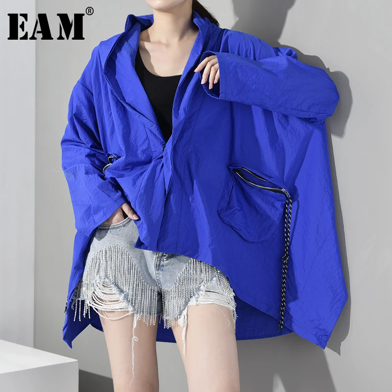 

[EAM] 2019 New Autumn Winter Hooded Long Sleeve Blue Big Pocket Irregular Hem Big Size Windbreaker Women Trench Fashion YG4910