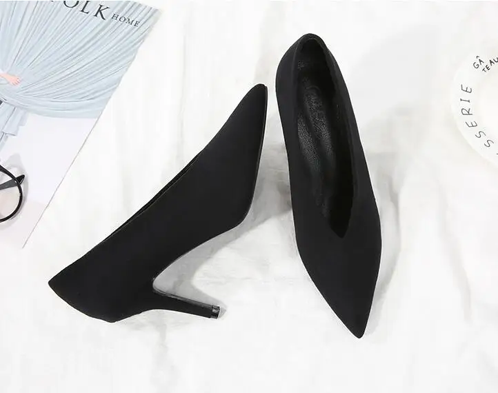 XGRAVITY в европейском и американском стиле; сезон осень модные туфли-лодочки на высоком каблуке пикантные острый носок Для женщин обувь детская замша женские V образным вырезом Дамская обувь A025