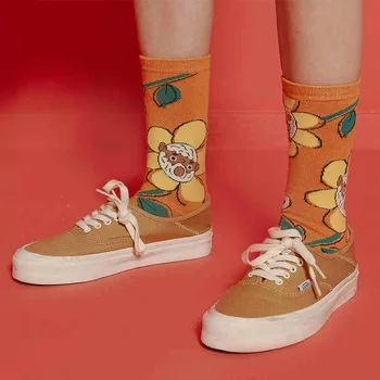 

New Sesame Street illustration in tube socks personality cartoon cute cute girl three-dimensional eyes cotton couple SOCKS