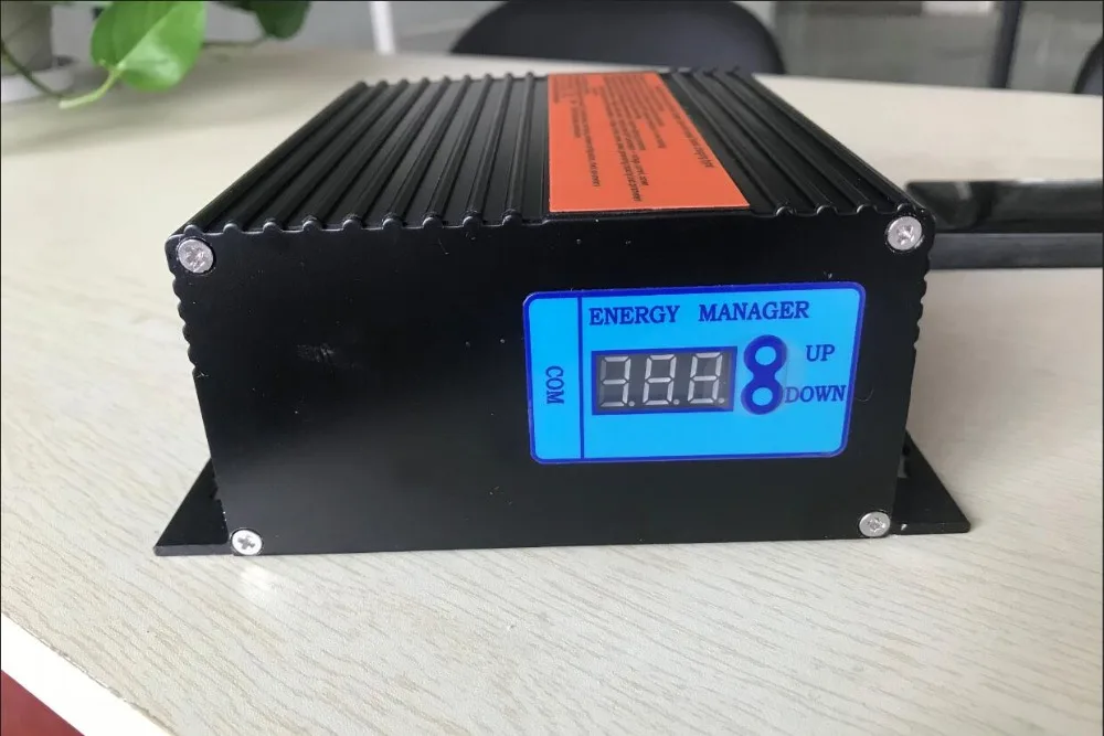 

1000w MPPT Auto switch wind solar hybrid controller low voltage boost booster controller with optional 232 communication