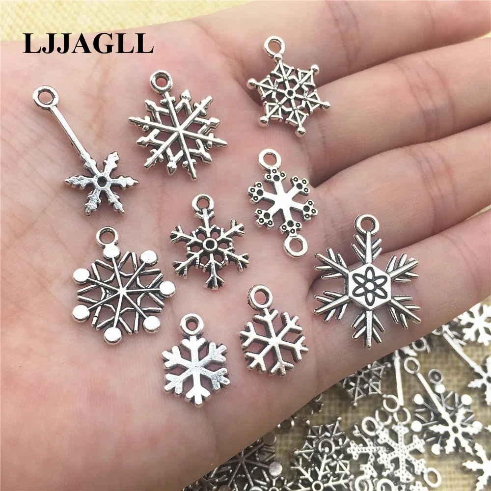 

LJJAGLL Mixed 20pcs Snow Charms Beads Metal Alloy Pendant Antique silver Tree Snowflakes Christmas Style Jewelry Diy ASD012