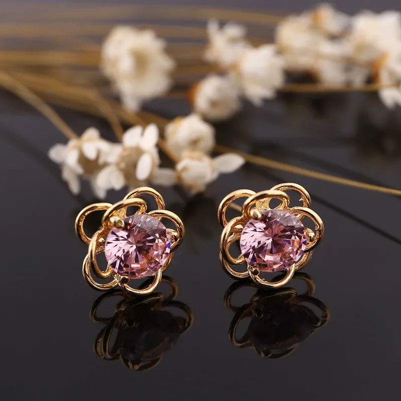 

Pink Romantic Earring For Girls Pretty Shinning Wedding Jewelry Special Flower Mini Earring