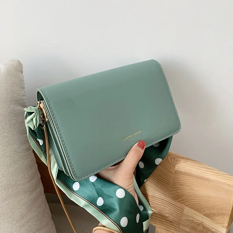 

Women Small Square Scarf Shoulder Bag 2019 fresh New Grace Female Messenger Bag Famous Brand Designer Chain Crossbody Bag bolso