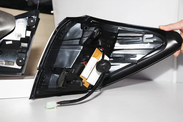 10-13   LED  (17)