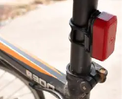 Миниатюрный фонарь для велосипеда с глобальной системой позиционирования T630B в реальном времени