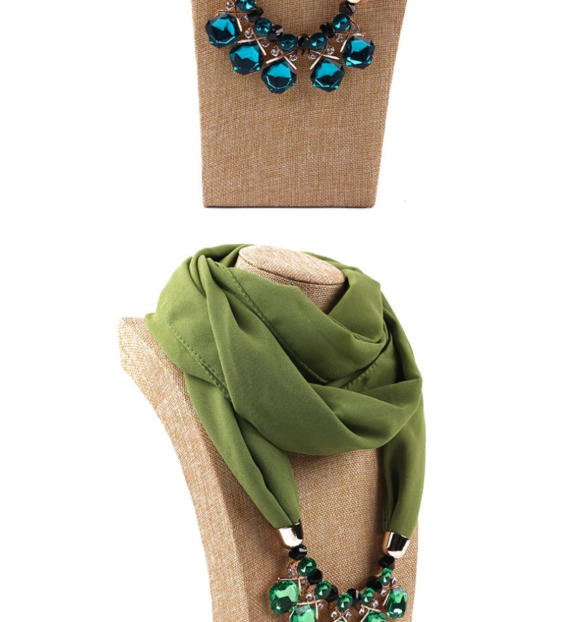 pendant-scarf_25