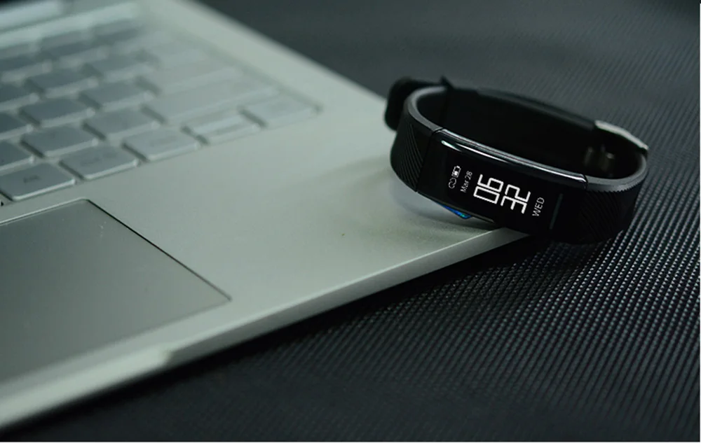 fitness bracelet_14