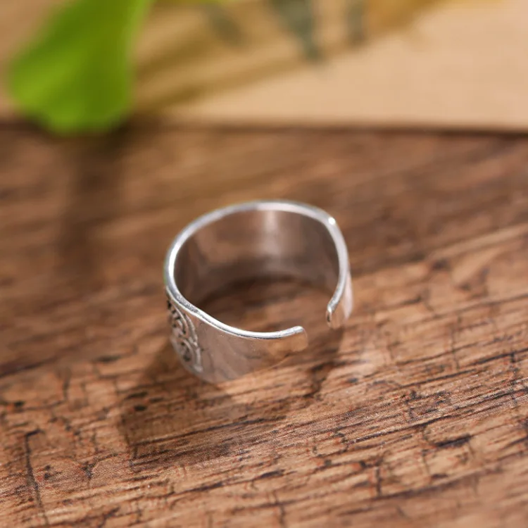 10430743958_1246423372