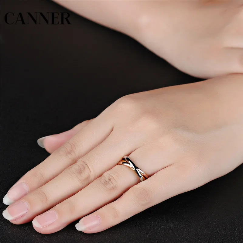 

Canner Female Classic Creative Trinity Ring Three Ring Winding Ring Women's Stainless Steel 3 Color Trinity Rolling Band Gift