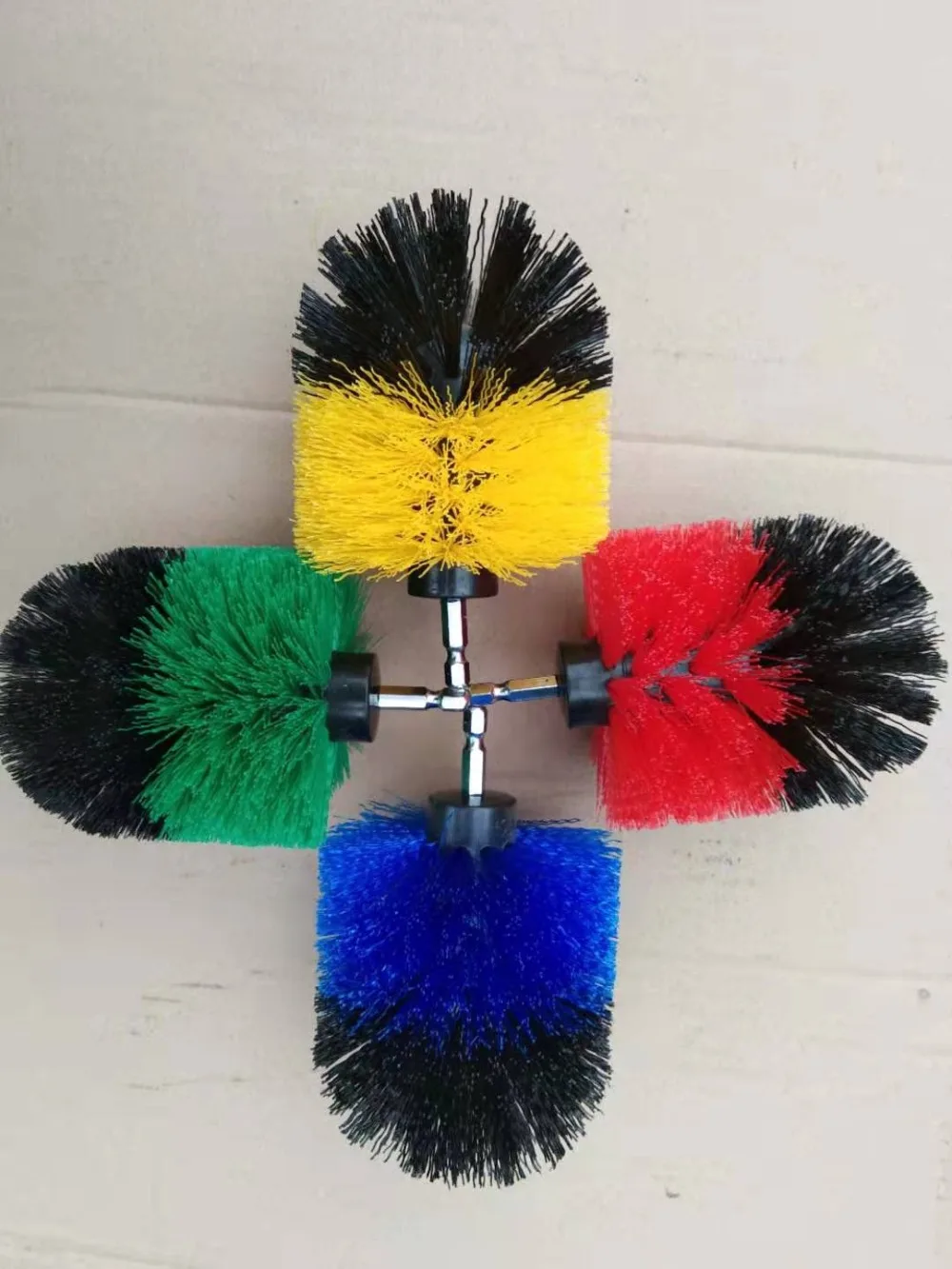 10586907793_1939676262