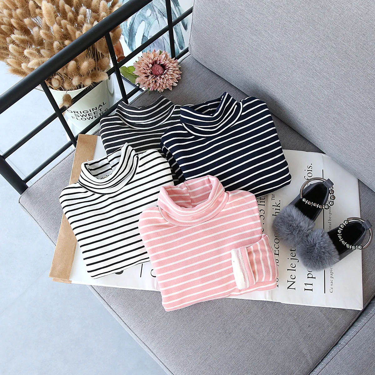 

New 2018 Winter Girls Turtleneck Plus Velvet Thick Warm Striped T-Shirt Kids Baby Autumn Slim Fleece Undershirts Wholesale Tees
