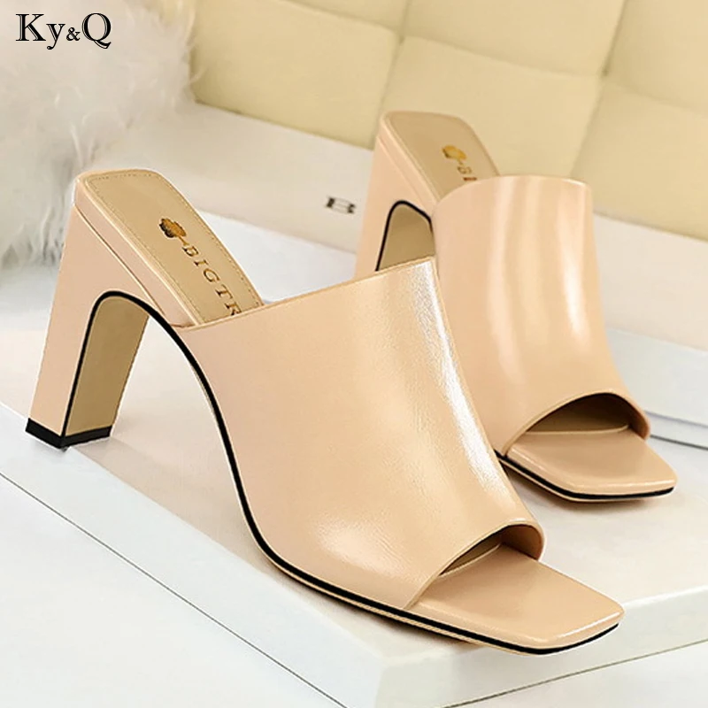 

Summer New 2019 Ladies Fashion Wear Trend Comfortable Square Head Beach Slim Thick With Wild Casual High-heeled Slippers 5-8cm