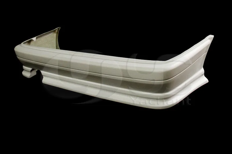 1983-1987 Toyota Corolla AE86 Levin Dmax Style Rear Bumper FRP (3)
