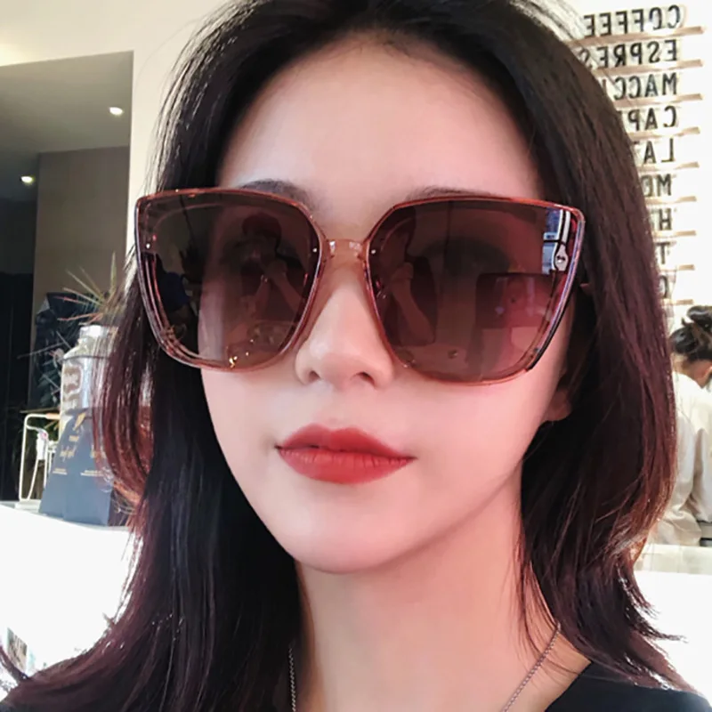 

Fashion Plastic Women Sunglasses Oversized Brand Designer Square Frame Black Unisex Gradient Large Sun Glasses UV400 oculos