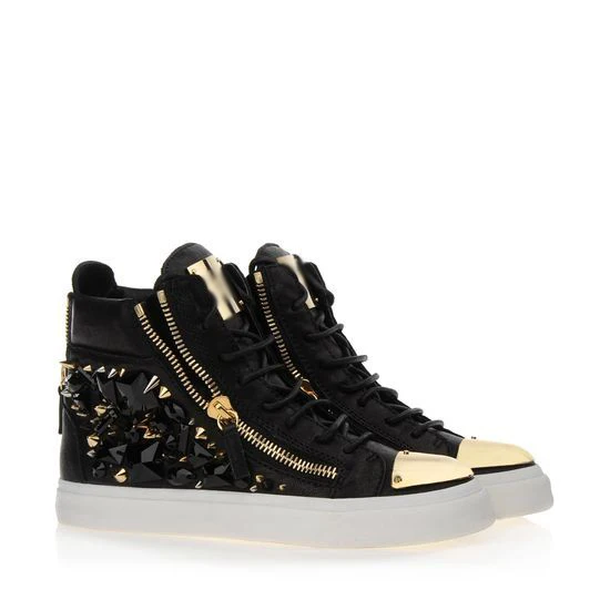 luxury sneakers womens