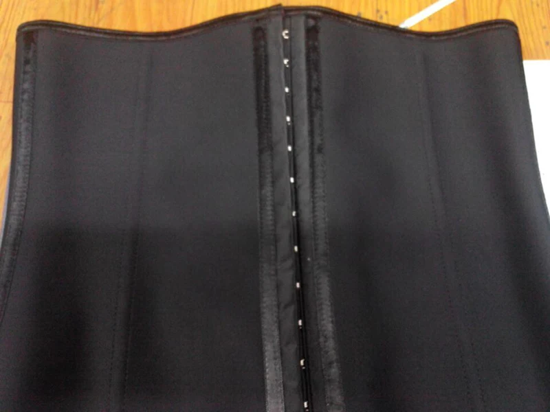 latex-corset-1-86