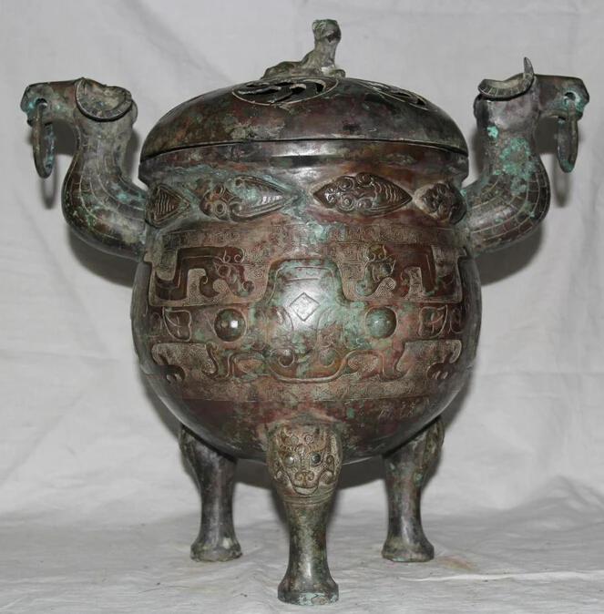 

JP S62 16 Old China Dynasty Bronze Sheep Handle Beast vessel Ware Incense Burner Cense