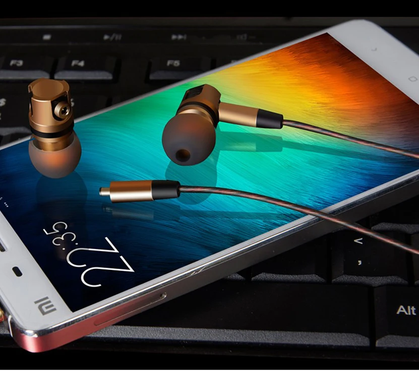 X46M Waterproof Metal In Ear Headphone with Mic