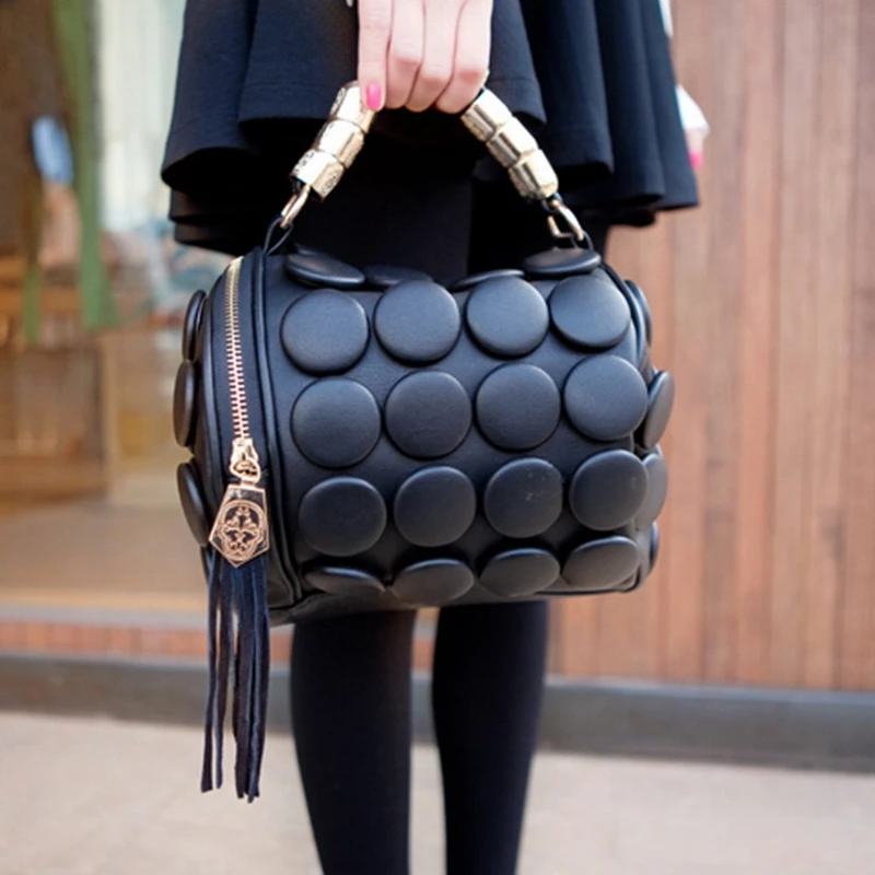 FUNMARDI 2019 المرأة حقائب حقائب بوسطن النساء شرابة زر مصمم حقيبة كتف بو الجلود دلو حقيبة Crossbody WLHB3024 FUNMARDI 2019 المرأة حقائب حقائب بوسطن النساء شرابة زر مصمم حقيبة كتف بو الجلود دلو حقيبة Crossbody WLHB3024