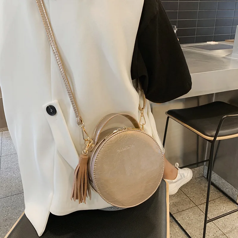 

Simple Women Tassel Shoulder Bag Soft Leather Small Round Handbag Female Circular Women's Crossbody Messenger Bags Ladies Purse
