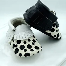 Ручной работы с леопардовой вставкой, из натуральной кожи, ботинки из конского волоса обувь детская Мокасины с бантом, с кисточками, которые делают первые шаги; для новорожденных, обувь с мягкой подошвой