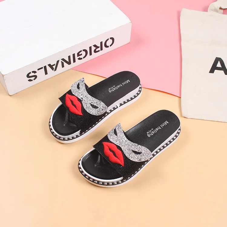 

EABXZ Open-toed slippers for girls fashion wear new 2019 Korean version Flat-soled One-word slippers cute slippers slides women