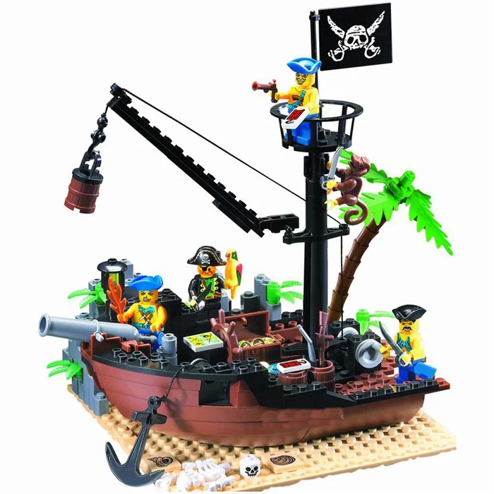 

Enlighten 178PCS Pirate Series Pirate Ship Scrap Dock Model Building Blocks Sets Minifigures Compatible YJ0508