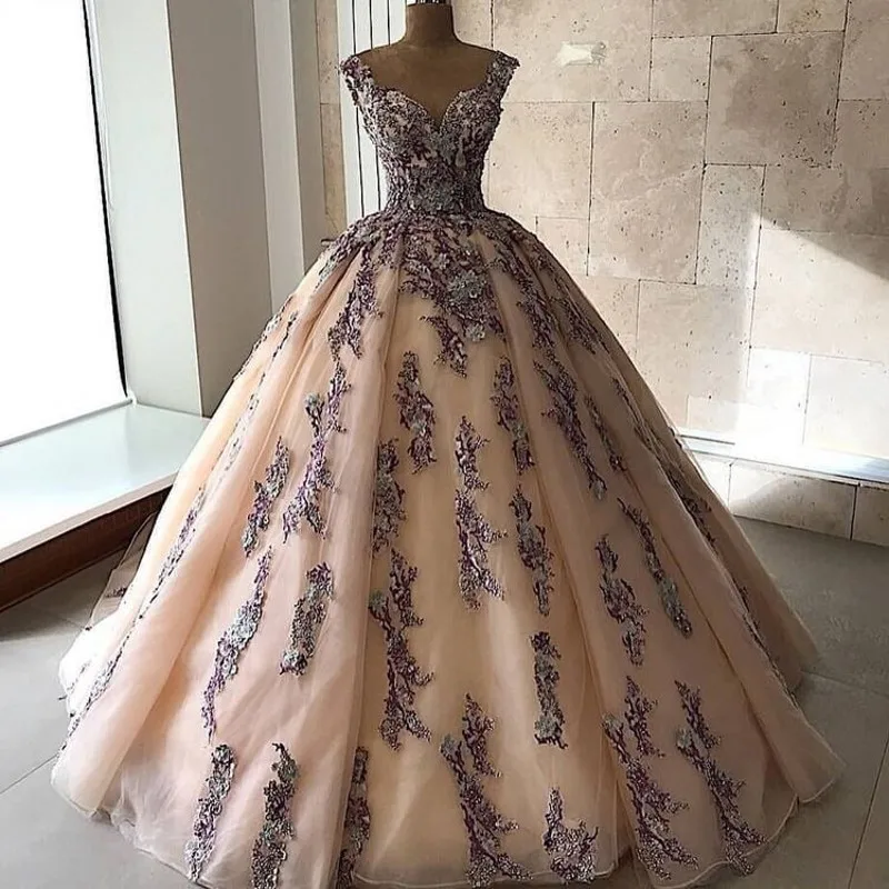 

Saudi Arabic Puffy Lace Prom Gowns Appliques Vintage Ball Gowns Champagne Formal Party Dress Robe De Soiree Abendkleider 2018